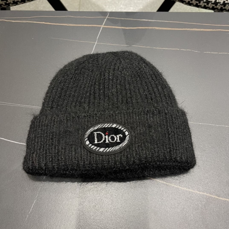 CHRISTIAN DIOR